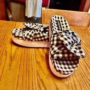 "Design Lab" platform slides, NWOT, 8